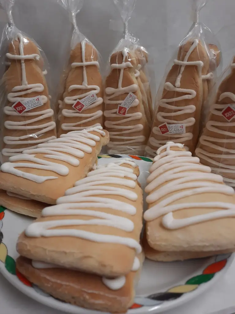 Semoelekoeken gesuikerd